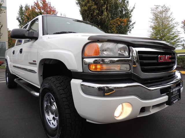 2005 GMC Sierra 2500 SLT / 4X4 / 6.6L DIESEL / Leather / Sunroof / DVD