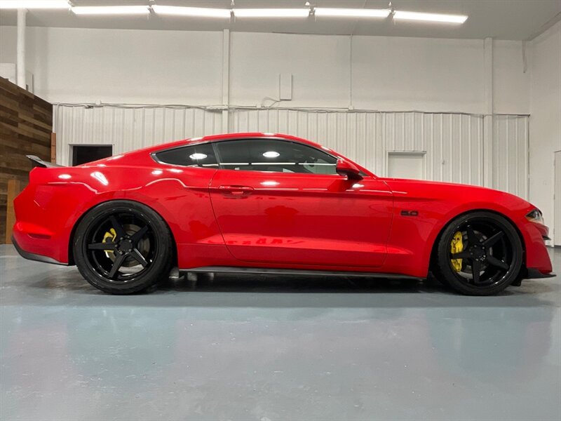 2018 Ford Mustang GT Coupe 5.0L V8 / 10-Speed Automatic / LOWERED  / Backup Camera - Photo 4 - Gladstone, OR 97027