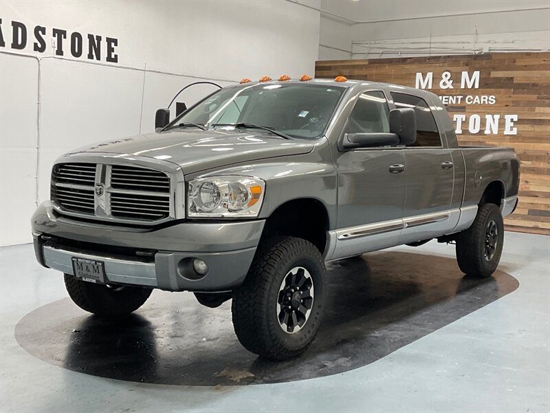 2006 Dodge Ram 2500 Laramie MEGA CAB 4X4 / 5.9L DIESEL /Heated leather  / ZERO RUST - Photo 1 - Gladstone, OR 97027