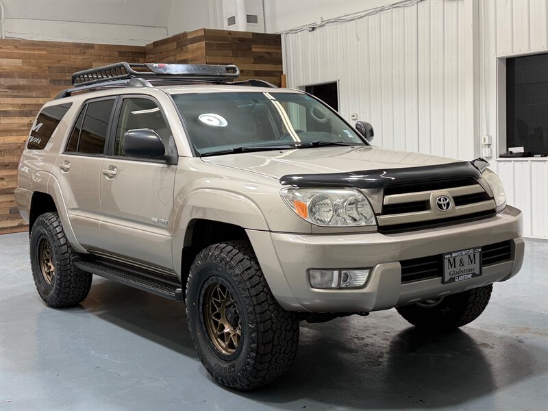 2004 Toyota 4Runner SR5 4x4 / 4.0L V6 / NEW WHEELS & TIRES / NEW LIFT  / Central Diff Lock / ZERO RUST - Photo 2 - Gladstone, OR 97027
