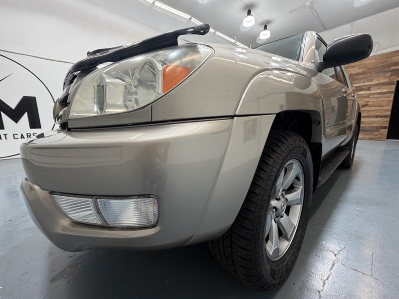 2004 Toyota 4Runner SR5 4x4 / 4.0L V6 / Central DIff Lock / ZERO RUST / LOCAL SUV / Tow Package - Photo 44 - Gladstone, OR 97027