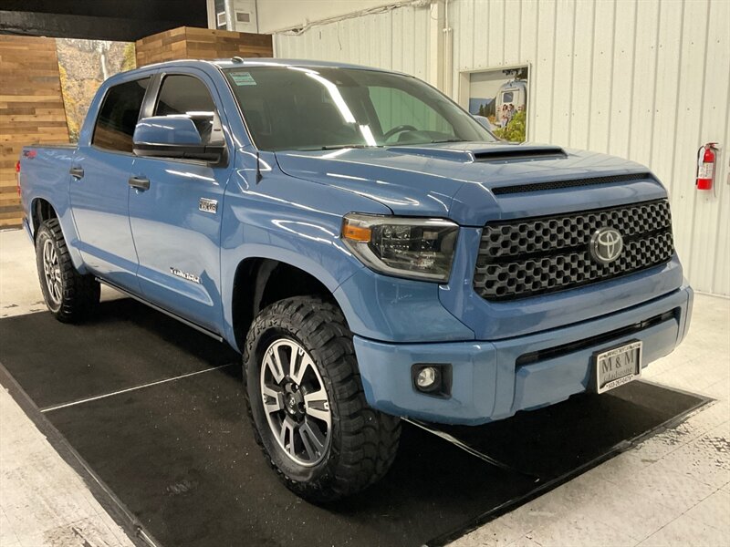 2019 Toyota Tundra TRD SPORT Crew Max 4X4 / 5.7L V8 /1-Owner / LIFTED  / Backup Camera / NEW LIFT W. NEW 35 " MUD TIRES - Photo 2 - Gladstone, OR 97027