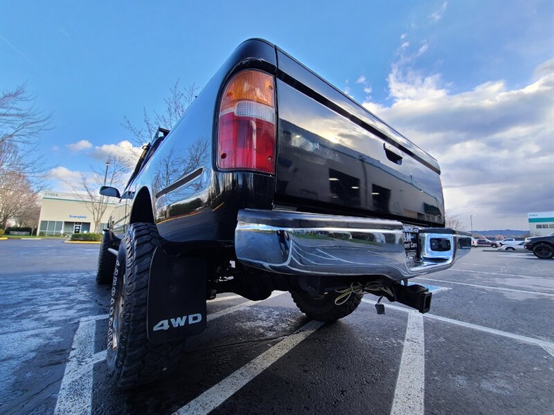 1997 Toyota Tacoma 4X4 V6 / TOYTEC LIFT / BUMPER / WINCH / 5-SPEED  / 3.4 L / SUSPENSION LIFT w-COILOVERS / LUGGAGE RACKS w-LED'S / FIRESTONES / SHARP !! - Photo 11 - Portland, OR 97217