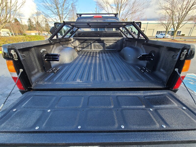 1997 Toyota Tacoma 4X4 V6 / TOYTEC LIFT / BUMPER / WINCH / 5-SPEED  / 3.4 L / SUSPENSION LIFT w-COILOVERS / LUGGAGE RACKS w-LED'S / FIRESTONES / SHARP !! - Photo 23 - Portland, OR 97217