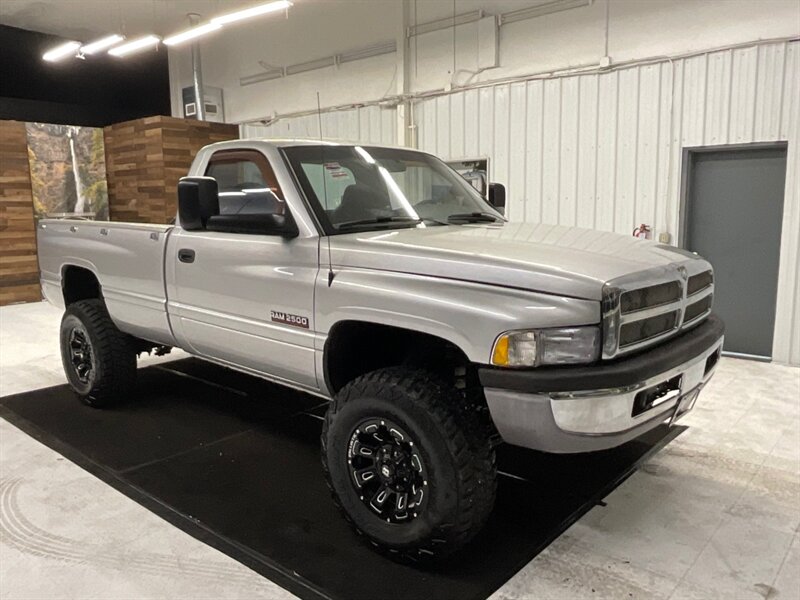 2001 Dodge Ram 2500 Regular Cab 2Dr 4X4/ 5.9L DIESEL/ 6-SPEED / LIFTED  / NEW WHEELS & TIRES - Photo 2 - Gladstone, OR 97027