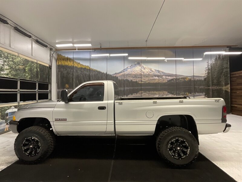 2001 Dodge Ram 2500 Regular Cab 2Dr 4X4/ 5.9L DIESEL/ 6-SPEED / LIFTED  / NEW WHEELS & TIRES - Photo 3 - Gladstone, OR 97027