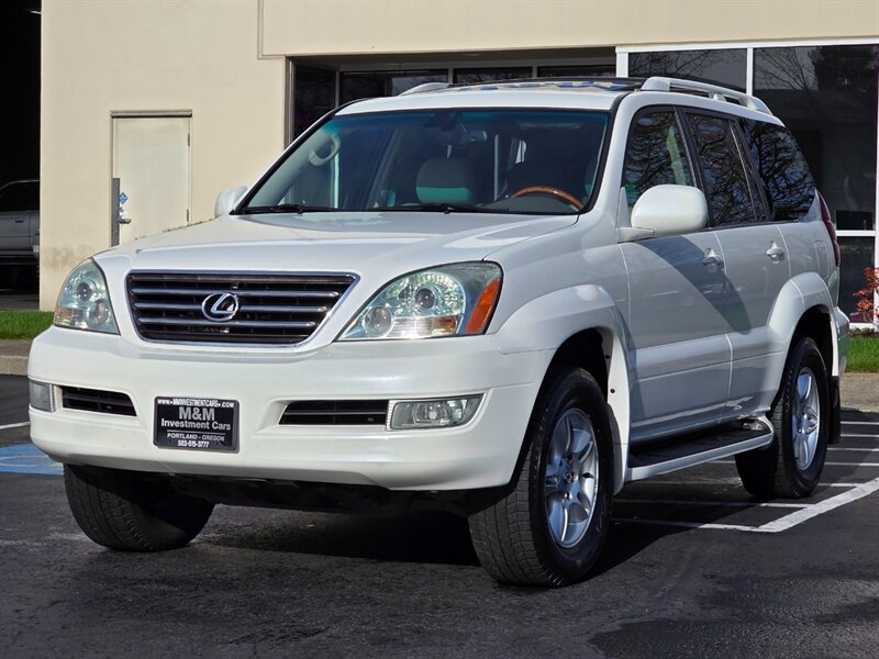 2004 Lexus GX 470 4X4 / V8 4.7L / 8-Passenger / NAVi / Back Cam  / DVD / Timing Belt Done / Always Serviced At Lexus / Fully Loaded / 1-Owner - Photo 1 - Portland, OR 97217