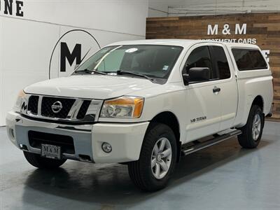 2012 Nissan Titan SV King Cab 4dr 4X4 / 1-OWNER / 76K MILES  / ZERO RUST Truck
