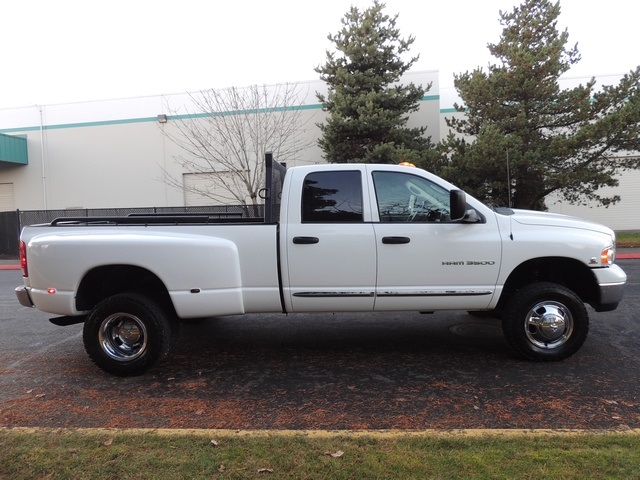 2005 Dodge Ram 3500 Laramie/ 4X4 / 5.9L Cummins Diesel / DUALLY / Navi   - Photo 4 - Portland, OR 97217