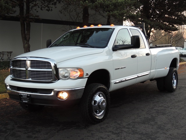 2005 Dodge Ram 3500 Laramie/ 4X4 / 5.9L Cummins Diesel / DUALLY / Navi   - Photo 1 - Portland, OR 97217