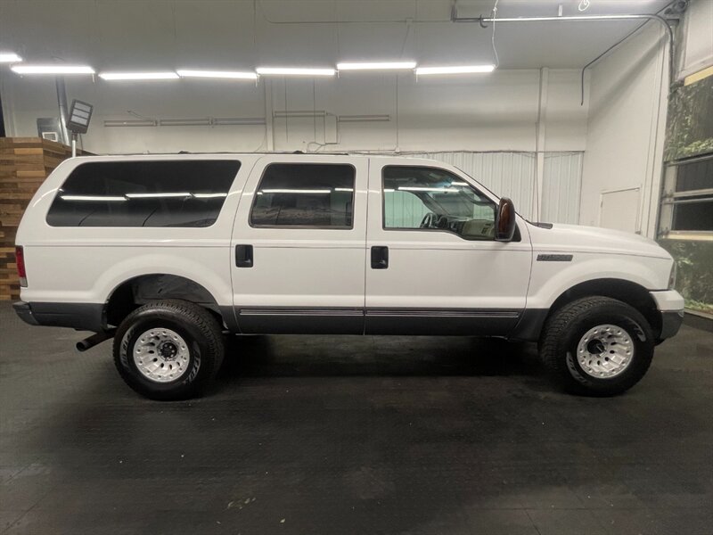 2005 Ford Excursion XLT 4X4 / 3RD SEAT / 6.0L DIESEL / CLEAN   - Photo 4 - Gladstone, OR 97027