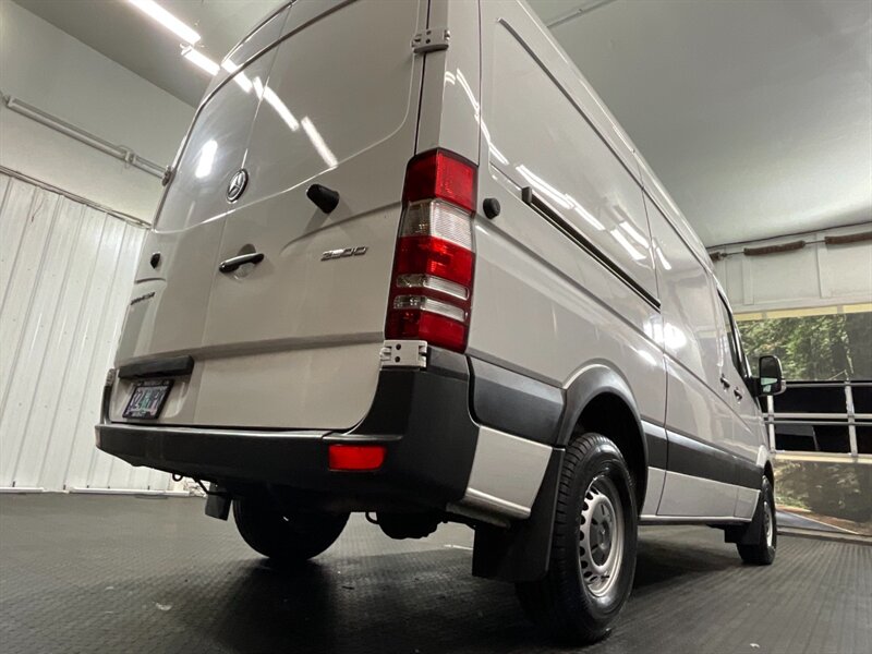 2017 Mercedes-Benz Sprinter 2500 Cargo Van 3.0L   - Photo 23 - Gladstone, OR 97027