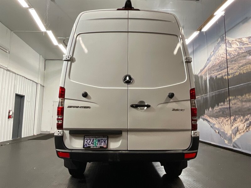 2017 Mercedes-Benz Sprinter 2500 Cargo Van 3.0L   - Photo 6 - Gladstone, OR 97027