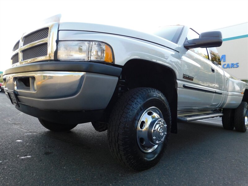 2002 Dodge Ram 3500 Dually 4X4 / Long Bed / 5.9L Cummins Turbo Diesel   - Photo 9 - Portland, OR 97217