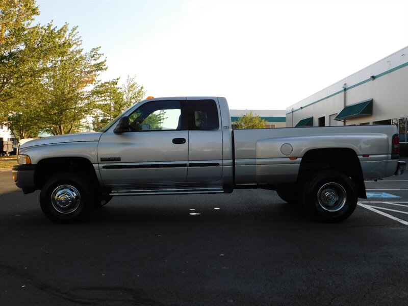 2002 Dodge Ram 3500 Dually 4X4 / Long Bed / 5.9L Cummins Turbo Diesel   - Photo 3 - Portland, OR 97217