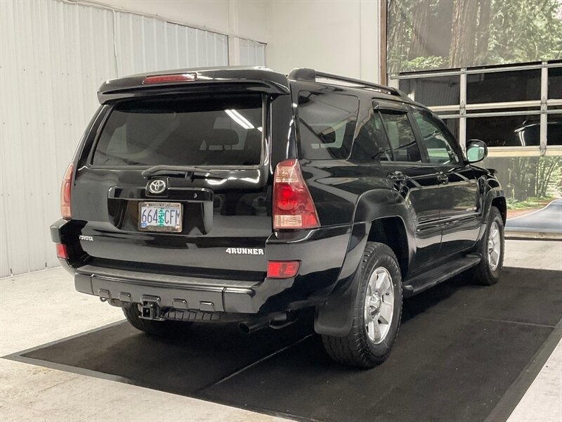 2005 Toyota 4Runner Limited 4WD V6 / Leather Heated Seats  /RUST FREE / Sunroof / Sharp & Clean !! - Photo 8 - Gladstone, OR 97027