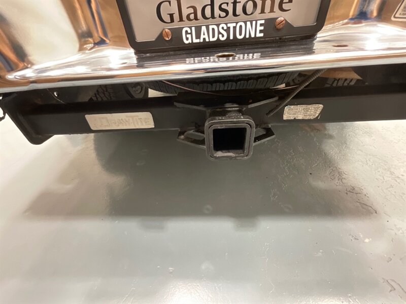 1998 Chevrolet C/K 3500 Series K3500 Cheyenne 4X4 5-SPEED MANUAL / DUALLY/V8 7.4L / LONG BED / 1-TON DUALLY / RARE 5-SPEED MANUAL - Photo 20 - Gladstone, OR 97027