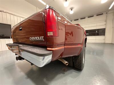 1998 Chevrolet C/K 3500 Series K3500 Cheyenne 4X4 5-SPEED MANUAL / DUALLY/V8 7.4L / LONG BED / 1-TON DUALLY / RARE 5-SPEED MANUAL - Photo 51 - Gladstone, OR 97027