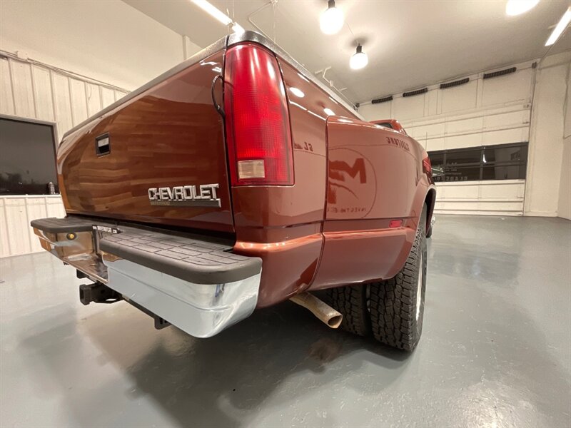 1998 Chevrolet C/K 3500 Series K3500 Cheyenne 4X4 5-SPEED MANUAL / DUALLY/V8 7.4L / LONG BED / 1-TON DUALLY / RARE 5-SPEED MANUAL - Photo 51 - Gladstone, OR 97027
