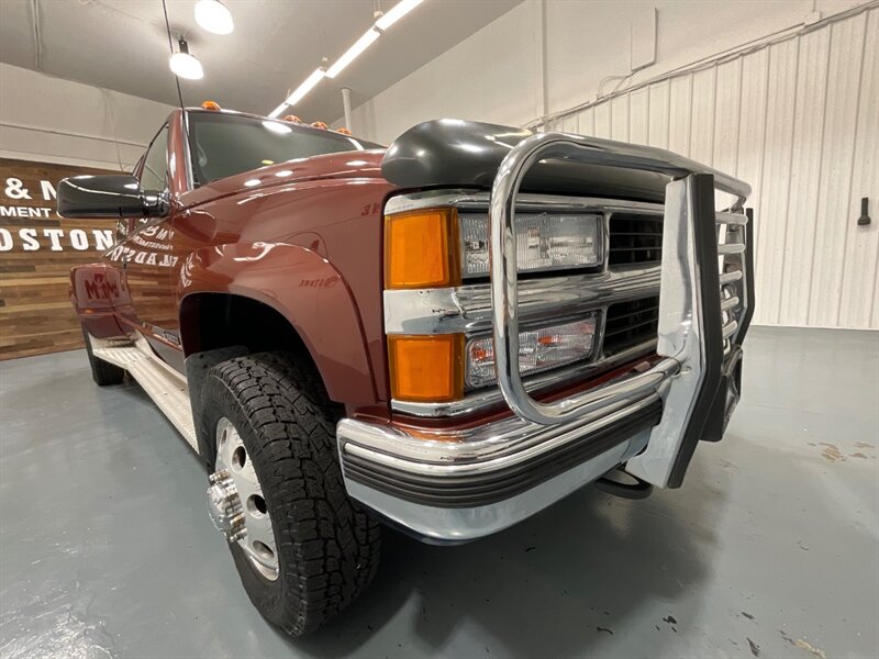 1998 Chevrolet C/K 3500 Series K3500 Cheyenne 4X4 5-SPEED MANUAL / DUALLY/V8 7.4L / LONG BED / 1-TON DUALLY / RARE 5-SPEED MANUAL - Photo 49 - Gladstone, OR 97027
