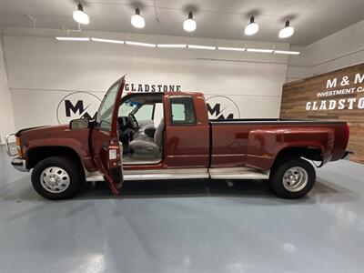 1998 Chevrolet C/K 3500 Series K3500 Cheyenne 4X4 5-SPEED MANUAL / DUALLY/V8 7.4L / LONG BED / 1-TON DUALLY / RARE 5-SPEED MANUAL - Photo 40 - Gladstone, OR 97027