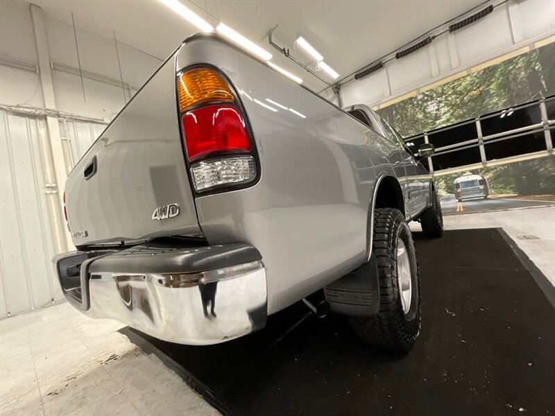 2003 Toyota Tundra SR5 4X4 / 3.4L V6 / 5-SPEED MANUAL / NEW TIRES  / FRESH TIMING BELT + WATER PUMP SERVICE / CLUTCH ALREADY REPLACED / RUST FREE / 135,000 MILES - Photo 10 - Gladstone, OR 97027