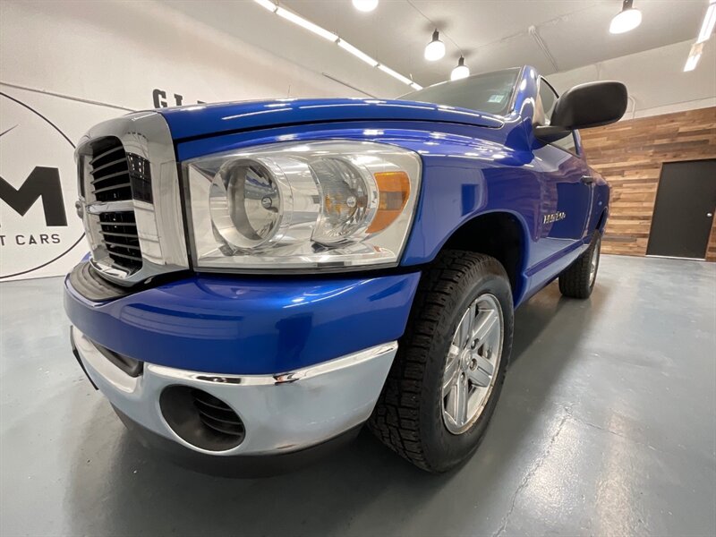 2007 Dodge Ram 1500 ST Regular Cab RWD / 4.7L V8 / 6-SPEED MANUAL  / SHORT BED / ZERO RUST / ONLY 55,000 MILES - Photo 44 - Gladstone, OR 97027