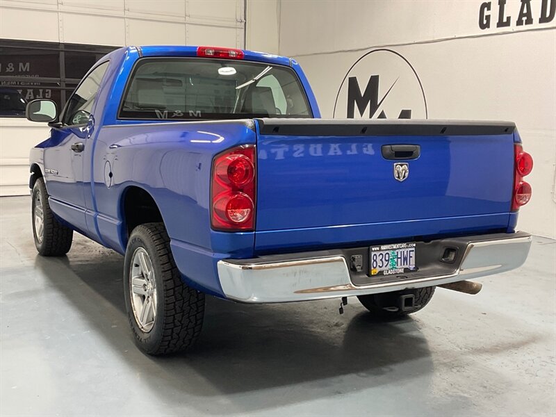 2007 Dodge Ram 1500 ST Regular Cab RWD / 4.7L V8 / 6-SPEED MANUAL  / SHORT BED / ZERO RUST / ONLY 55,000 MILES - Photo 7 - Gladstone, OR 97027