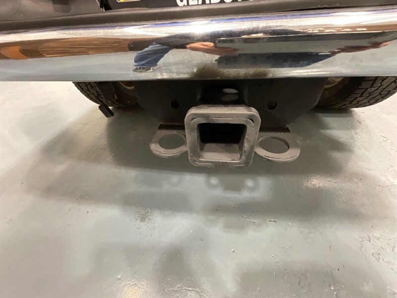 2007 Dodge Ram 1500 ST Regular Cab RWD / 4.7L V8 / 6-SPEED MANUAL  / SHORT BED / ZERO RUST / ONLY 55,000 MILES - Photo 22 - Gladstone, OR 97027