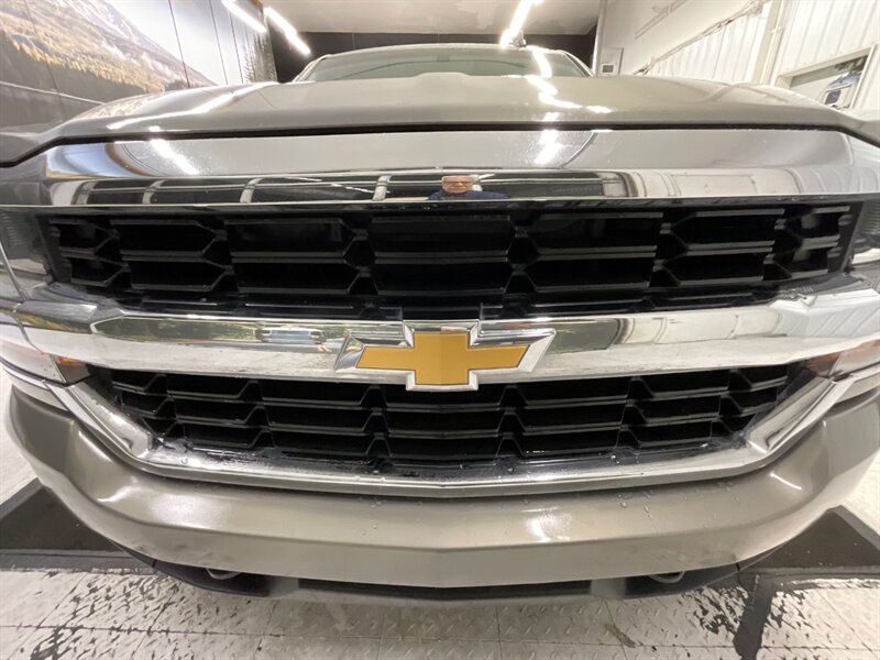 2017 Chevrolet Silverado 1500 LT Crew Cab 4X4 / 5.3L V8 / Backup Camera  /Rust Free Truck / Excel Cond - Photo 39 - Gladstone, OR 97027