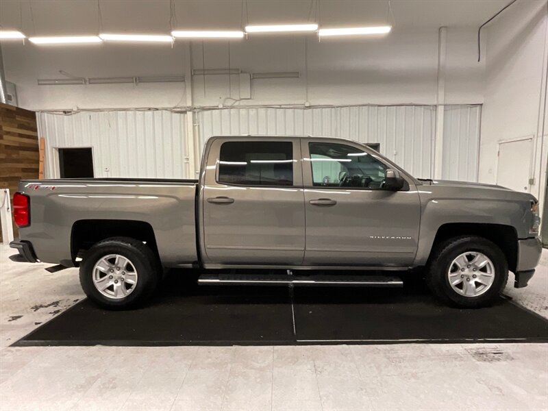 2017 Chevrolet Silverado 1500 LT Crew Cab 4X4 / 5.3L V8 / Backup Camera  /Rust Free Truck / Excel Cond - Photo 4 - Gladstone, OR 97027