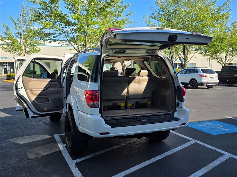 2005 Toyota Sequoia 4X4 TIMING BELT DONE V8 LEATHER SUNROOF NEW TIRES / 4.7L / 8-PASSENGER / CAMERA / HEATED SEATS / CLEAN - Photo 27 - Portland, OR 97217