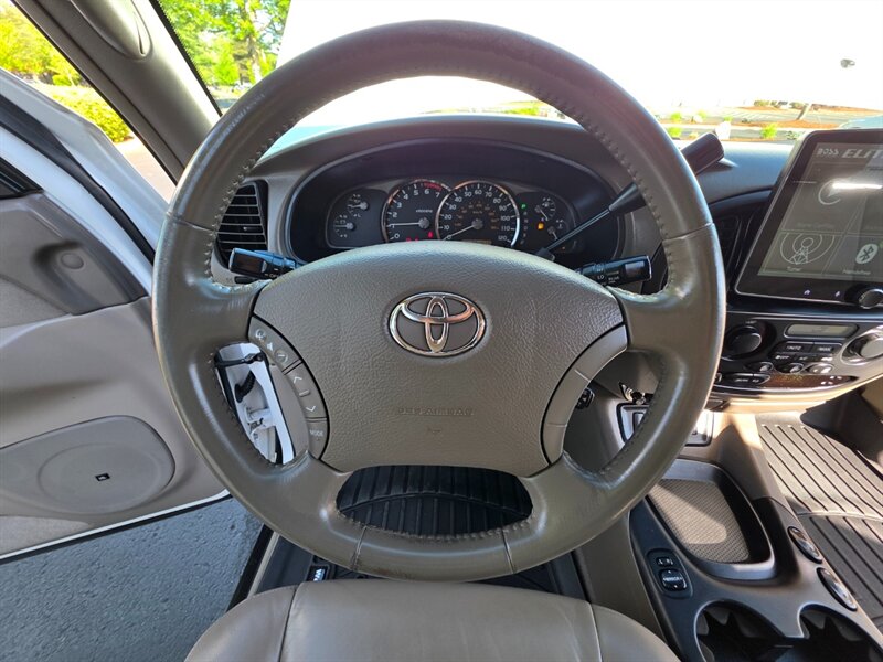 2005 Toyota Sequoia 4X4 TIMING BELT DONE V8 LEATHER SUNROOF NEW TIRES / 4.7L / 8-PASSENGER / CAMERA / HEATED SEATS / CLEAN - Photo 51 - Portland, OR 97217