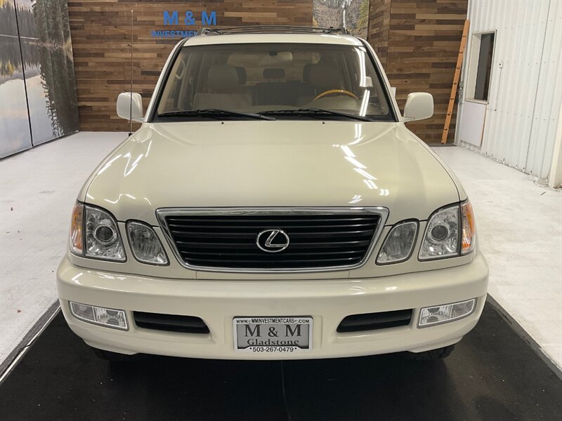 2002 Lexus LX 470 Sport Utility 4WD / 3RD ROW / NEW WHEELS TIRES  / Leather & Heated seats / Sunroof / Navigation / TIMING BELT SERVICE ALREADY DONE / 133,000 MILES - Photo 5 - Gladstone, OR 97027