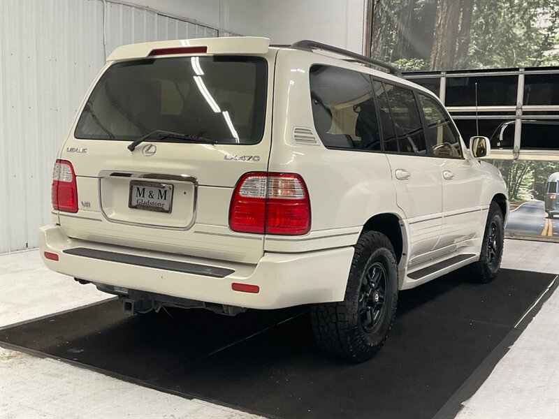 2002 Lexus LX 470 Sport Utility 4WD / 3RD ROW / NEW WHEELS TIRES  / Leather & Heated seats / Sunroof / Navigation / TIMING BELT SERVICE ALREADY DONE / 133,000 MILES - Photo 7 - Gladstone, OR 97027