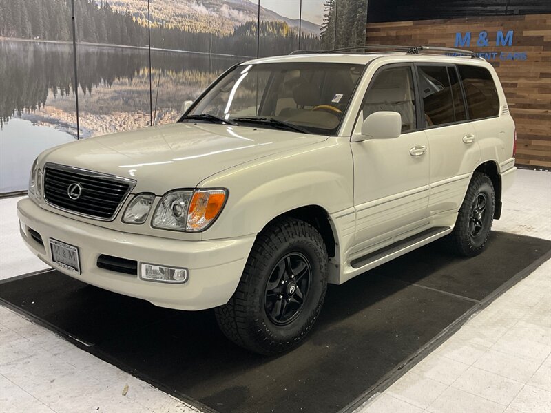 2002 Lexus LX 470 Sport Utility 4WD / 3RD ROW / NEW WHEELS TIRES  / Leather & Heated seats / Sunroof / Navigation / TIMING BELT SERVICE ALREADY DONE / 133,000 MILES - Photo 1 - Gladstone, OR 97027