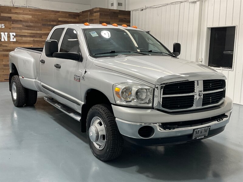 2007 Dodge Ram 3500 SLT Quad Cab 4X4 / 6.7L DIESEL / 6-SPEED / DUALLY  /Local Truck w. ZERO RUST / BRAND NEW TIRES - Photo 2 - Gladstone, OR 97027