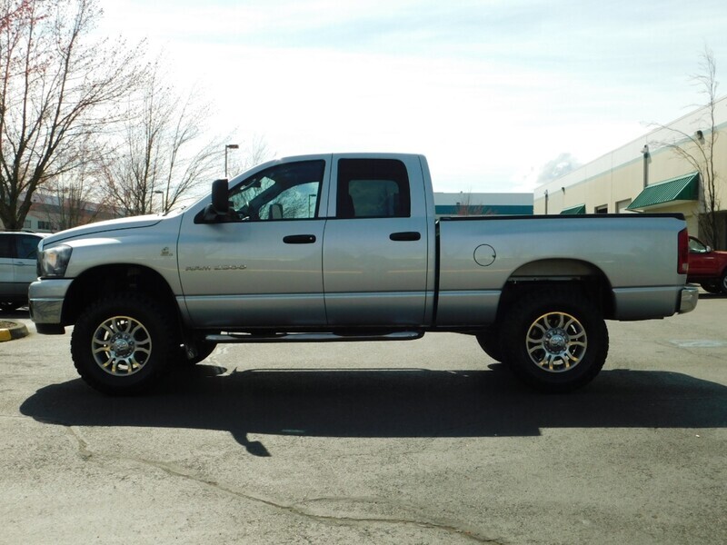 2006 Dodge Ram 2500 SLT 4X4 5.9L CUMMINS DIESEL / NEW TIRES /LOW MILES   - Photo 3 - Portland, OR 97217