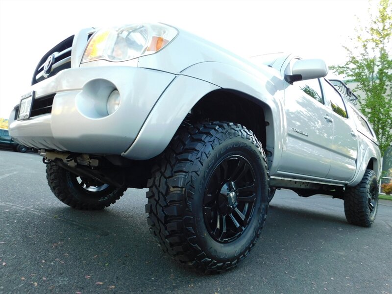 2005 Toyota Tacoma V6 SR5 TRD SPORT 4X4 / 6-SPEED / 1-OWNER / LIFTED   - Photo 9 - Portland, OR 97217