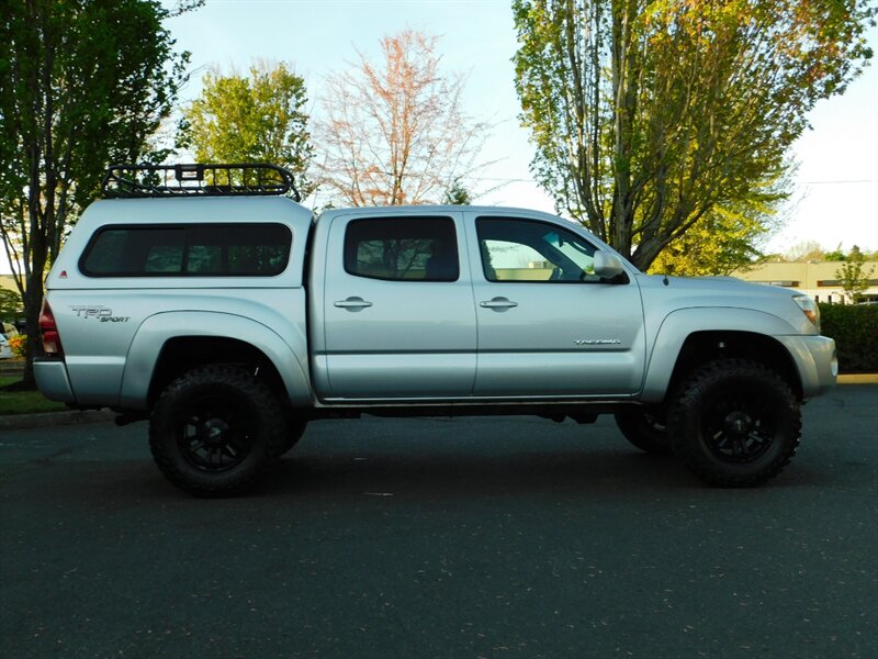 2005 Toyota Tacoma V6 SR5 TRD SPORT 4X4 / 6-SPEED / 1-OWNER / LIFTED   - Photo 4 - Portland, OR 97217