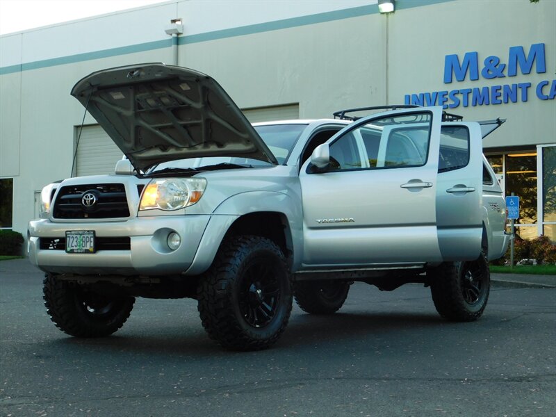 2005 Toyota Tacoma V6 SR5 TRD SPORT 4X4 / 6-SPEED / 1-OWNER / LIFTED   - Photo 25 - Portland, OR 97217