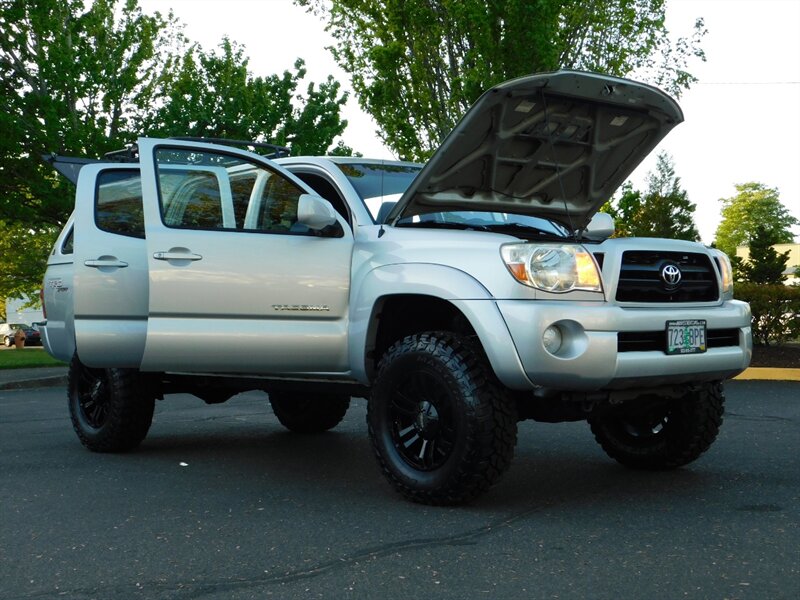 2005 Toyota Tacoma V6 SR5 TRD SPORT 4X4 / 6-SPEED / 1-OWNER / LIFTED   - Photo 31 - Portland, OR 97217