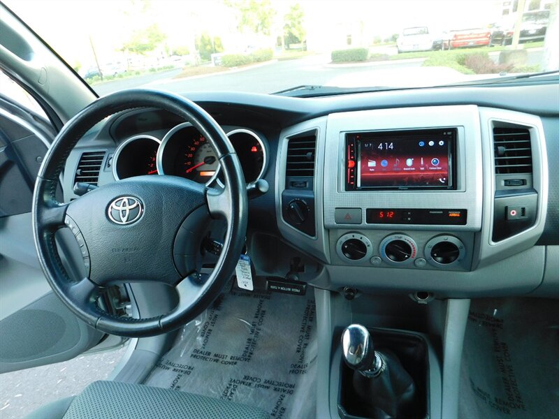 2005 Toyota Tacoma V6 SR5 TRD SPORT 4X4 / 6-SPEED / 1-OWNER / LIFTED   - Photo 18 - Portland, OR 97217