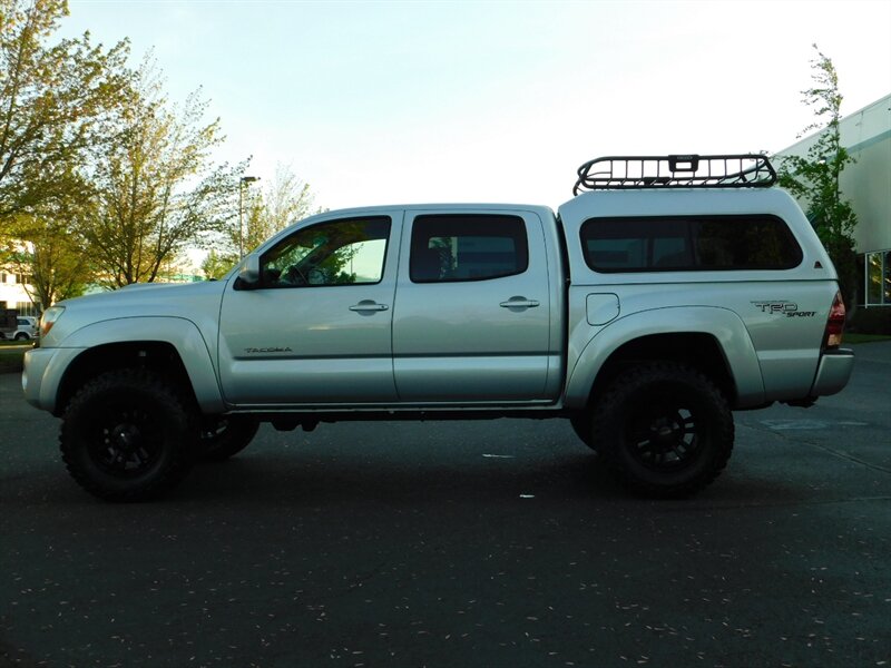 2005 Toyota Tacoma V6 SR5 TRD SPORT 4X4 / 6-SPEED / 1-OWNER / LIFTED   - Photo 3 - Portland, OR 97217