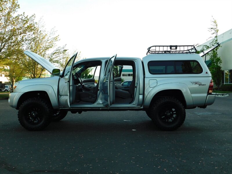 2005 Toyota Tacoma V6 SR5 TRD SPORT 4X4 / 6-SPEED / 1-OWNER / LIFTED   - Photo 26 - Portland, OR 97217