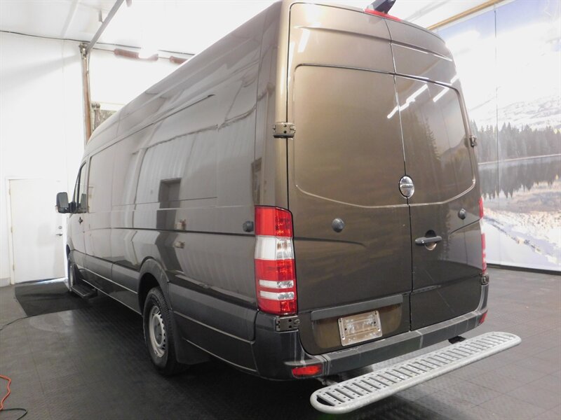 2015 Mercedes-Benz Sprinter 2500 Cargo Van 3.0 D   - Photo 7 - Gladstone, OR 97027