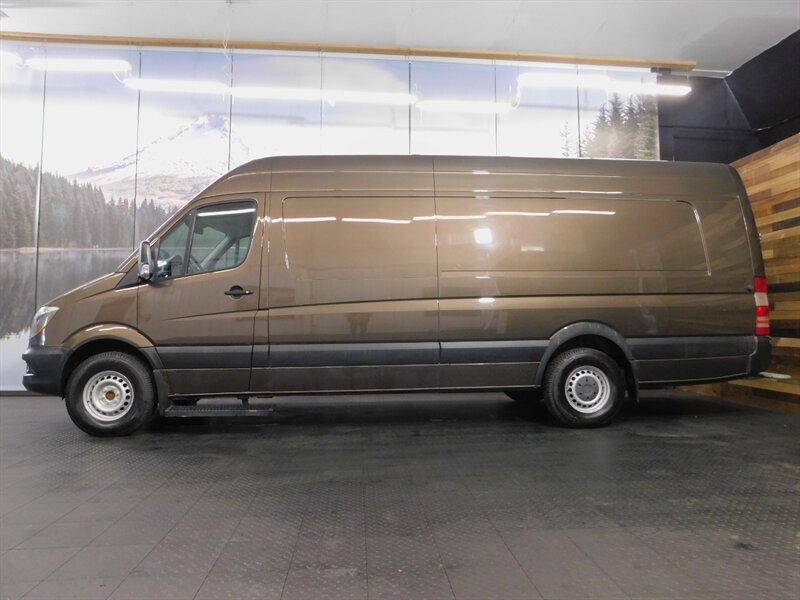 2015 Mercedes-Benz Sprinter 2500 Cargo Van 3.0 D   - Photo 3 - Gladstone, OR 97027