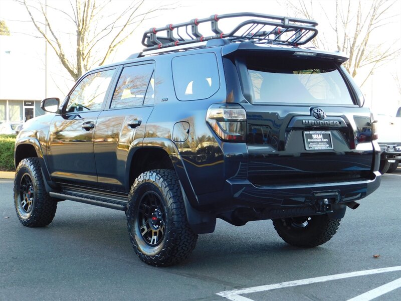 2019 Toyota 4Runner SR5 TRD UPGRADE / 4X4 / Leather / LIFTED LIFTED   - Photo 7 - Portland, OR 97217