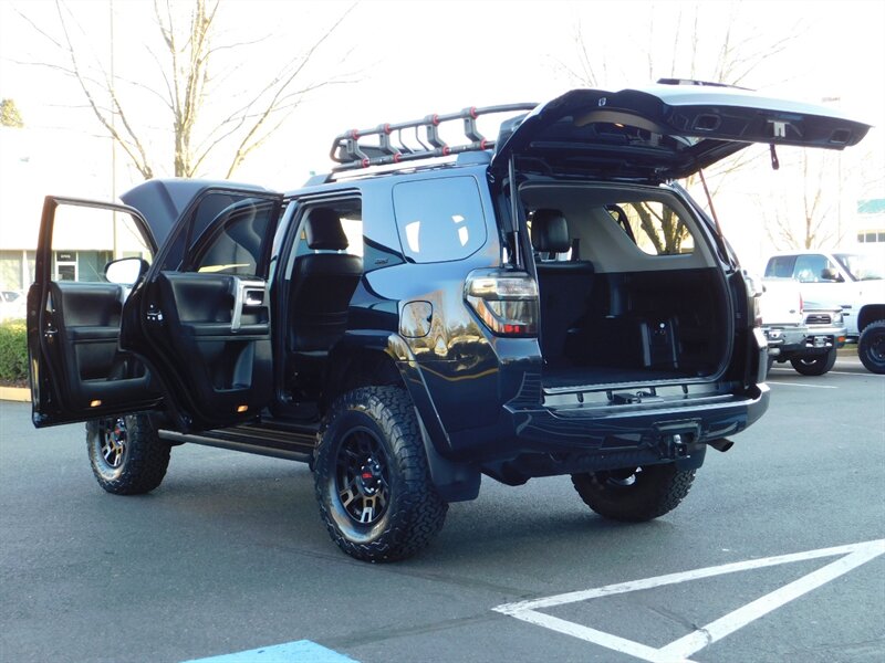 2019 Toyota 4Runner SR5 TRD UPGRADE / 4X4 / Leather / LIFTED LIFTED   - Photo 26 - Portland, OR 97217