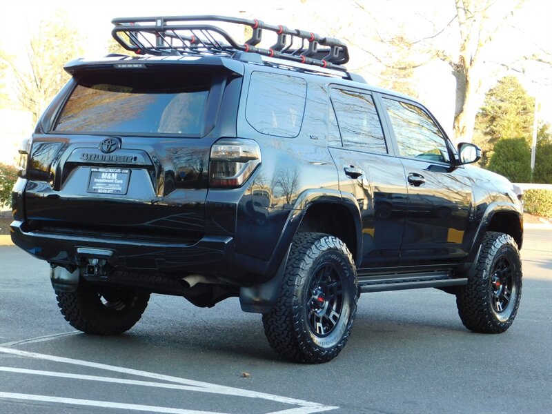 2019 Toyota 4Runner SR5 TRD UPGRADE / 4X4 / Leather / LIFTED LIFTED   - Photo 8 - Portland, OR 97217